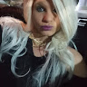 Meet your Posher, Naomi